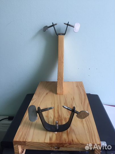 Хамонера(Подставка под хамон)