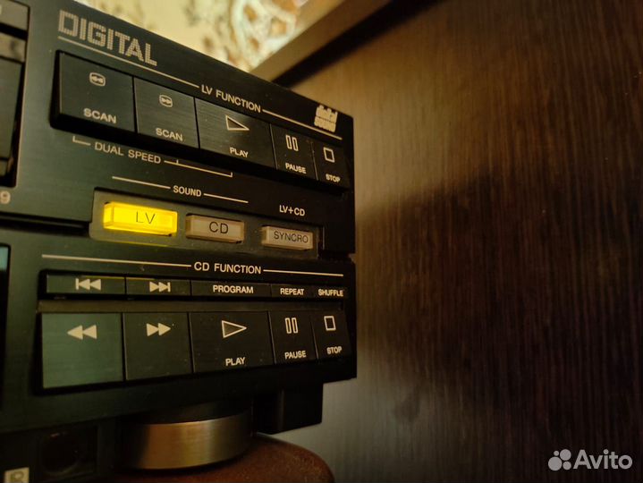 Не имеющий аналогов 2х приводный CD-LD плеер 10 кг