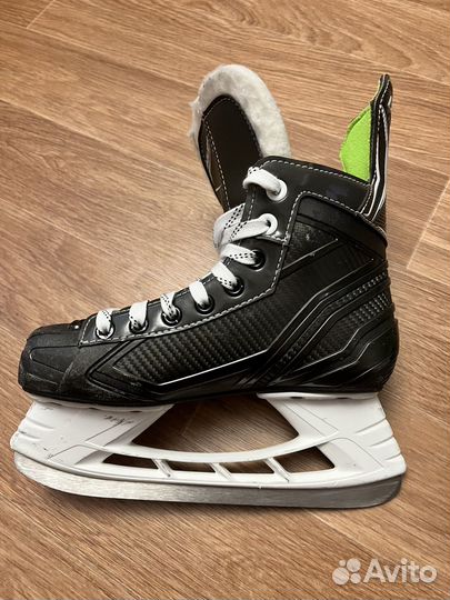 Хоккейные коньки bauer