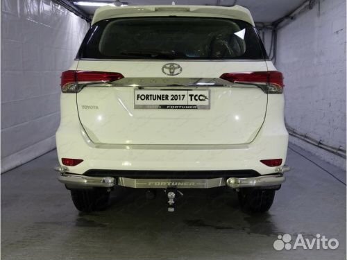 Фаркоп Toyota Fortuner II 2015-2020 Внедорожник 5