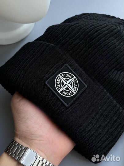 Мужская шапка stone island