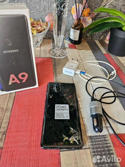 Samsung Galaxy A9 (2018), 8/128 ГБ