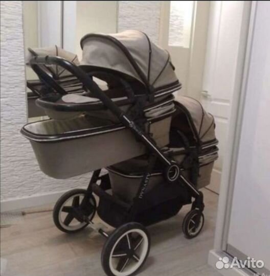 Коляска для двойни