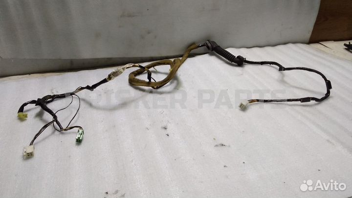 Проводка двери багаж. Сузуки Cвифт