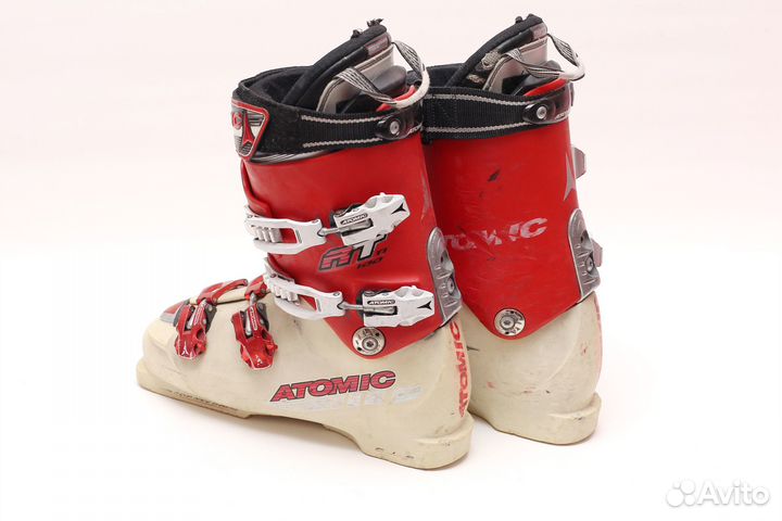 Горнолыжные ботинки atomic