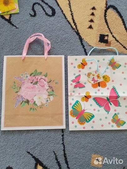 Подарочные пакеты