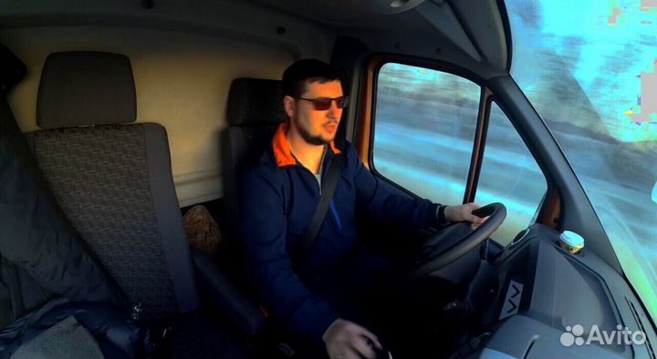 Водитель по перевозке самокатов