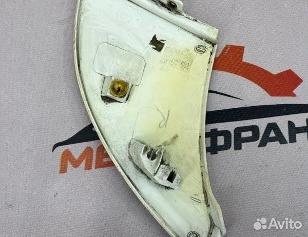 Молдинг кузова передний правый Peugeot Boxer