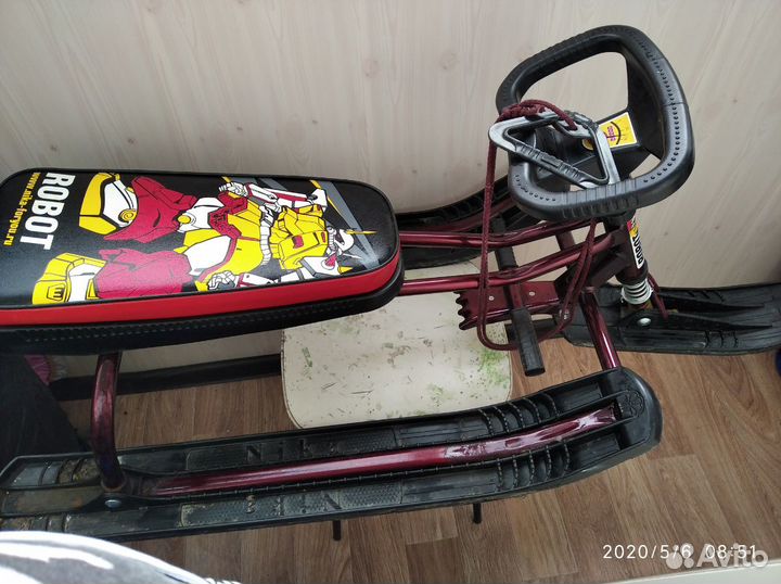 Снегокат Nika