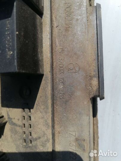 Блок предохранителей москвич-2141