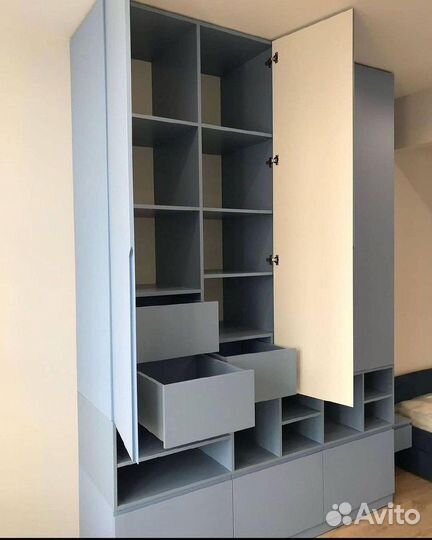 Шкаф по индивидуальному заказу в потолок