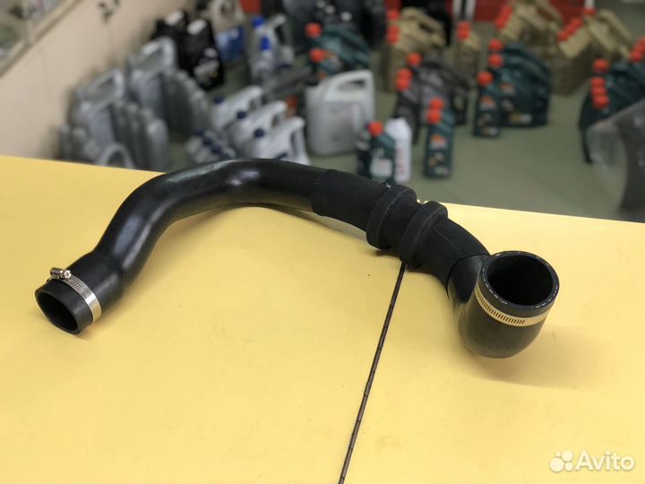 Патрубок интеркулера Range Rover Evoque