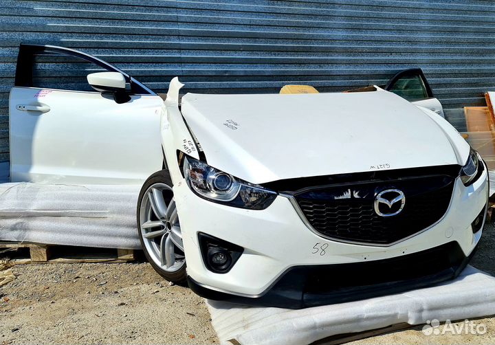 Решетка радиатора в сборе Мазда CX-5