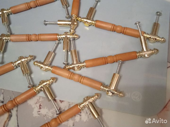 Мебельные ручки