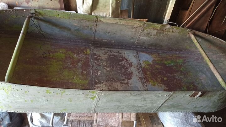 Лодка алюминиевая