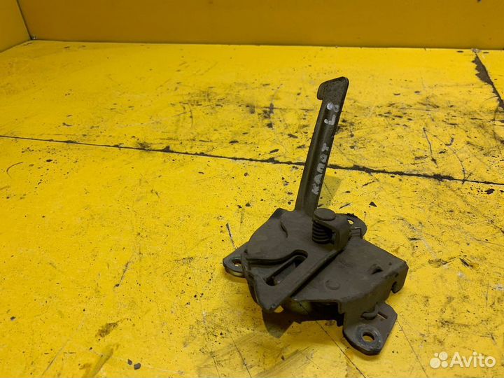 Замок капота Mitsubishi Lancer Cedia 2000-2003