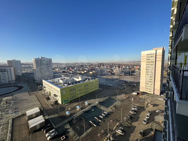 2-к. квартира, 60,8 м², 13/18 эт.