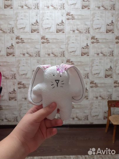 Зайчик ручной работы (детская игрушка) 0+