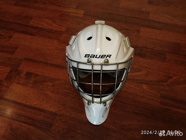 Вратарский шлем Bauer 940x