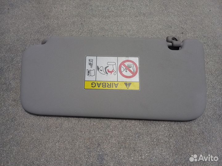 Козырёк солнцезащитный правый Hyundai Creta 1