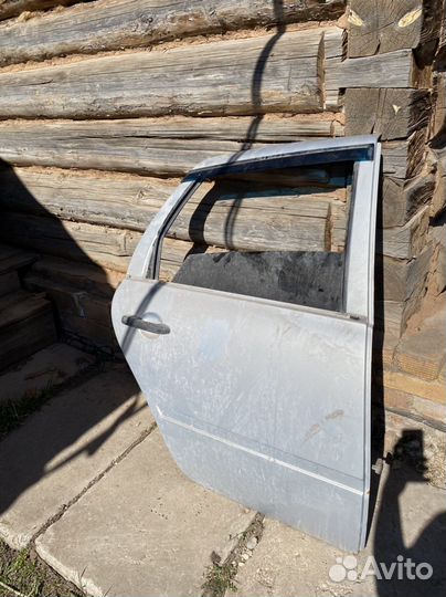 Задние двери калина