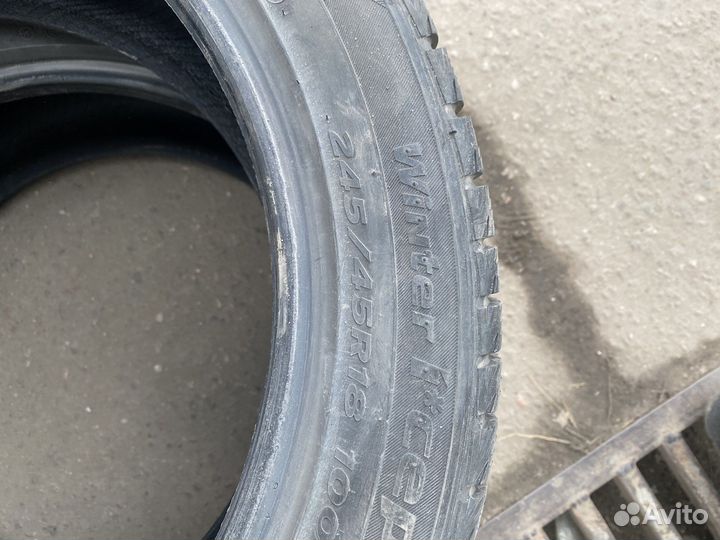 Hankook Radial H406 245/45 R18