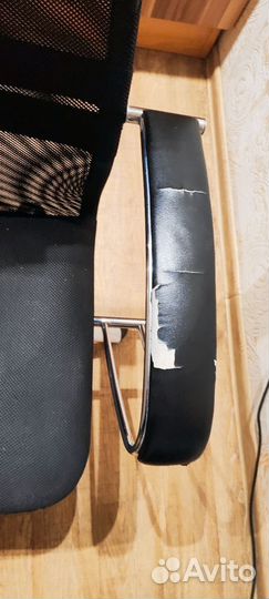 Компьютерное кресло