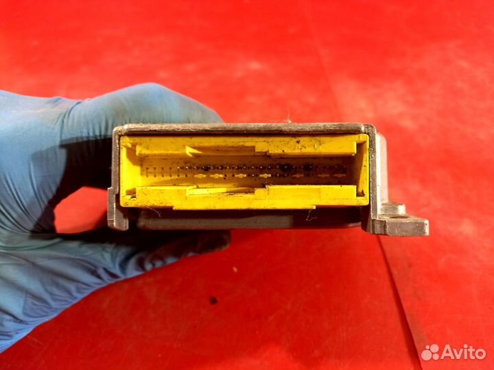 Блок управления SRS Mitsubishi Colt Z34/Z36/Z39