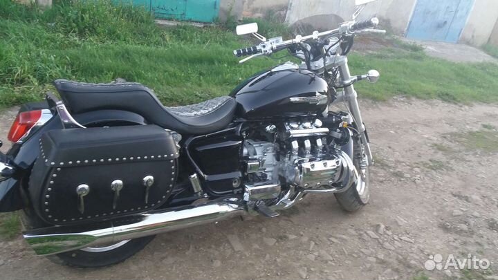 Сиденье на мотоцикл Honda Valkyrie 1500