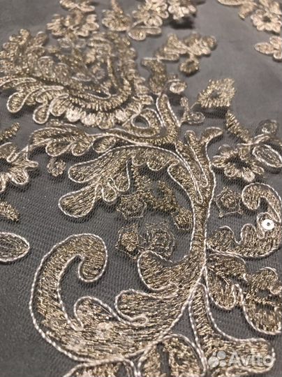 Нашивка на одежду аппликация гипюр светлое золото