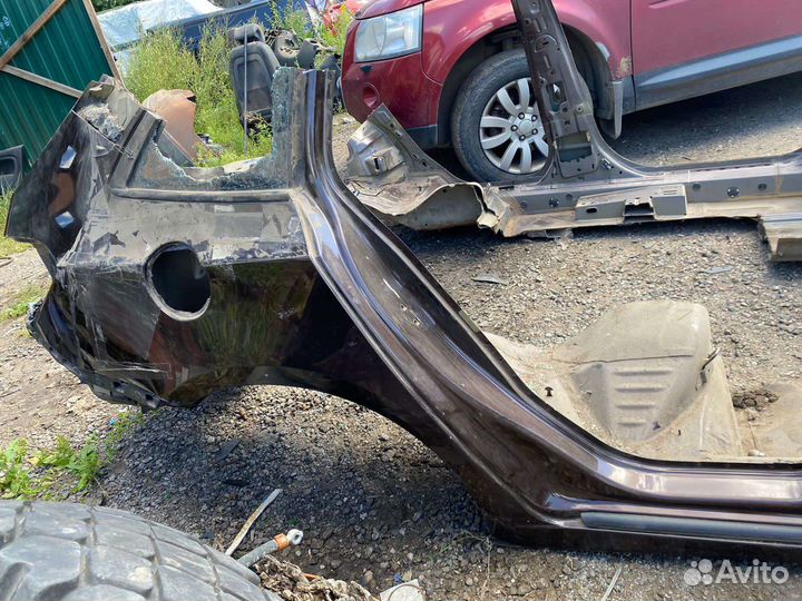 Боковина правая Chevrolet Cruze J308 универсал