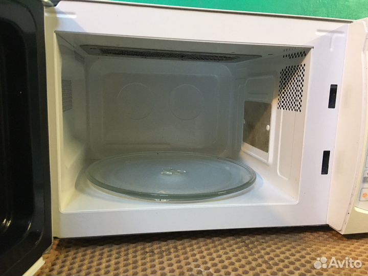 Микроволновая печь