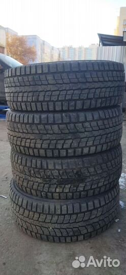 Dunlop SP Winter Ice 01 265/60 R18 110T