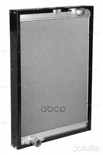 Радиатор охлаждения двигателя LRc 0765b luzar