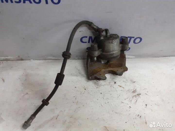 Суппорт передний левый Volvo S40 С40 2.4 2008-2012