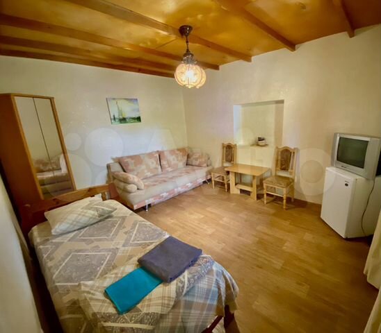 2-к. квартира, 60 м², 2/2 эт.