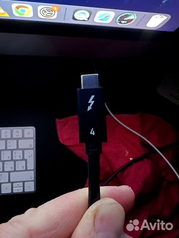 Кабель 2 метра TB4-TB4 (Thunderbolt 4)