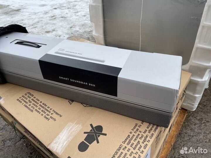 Саундбар Bose Smart Soundbar 900 белый