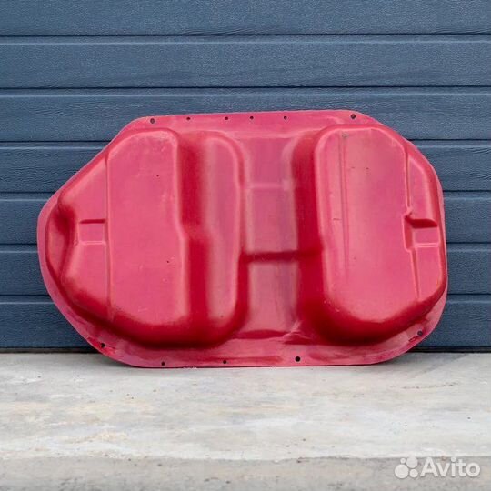 Топливный бак Mitsubishi Outlander 1 4WD