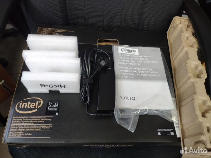 Ноутбук sony vaio svF1521H1RW