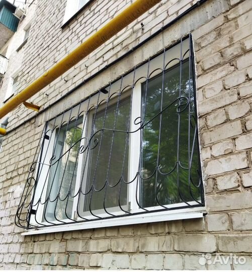 Решетки на окна из стального круга с монтажом N 92