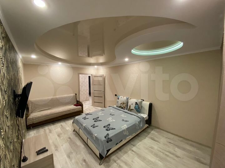 2-к. квартира, 64 м², 1/9 эт.