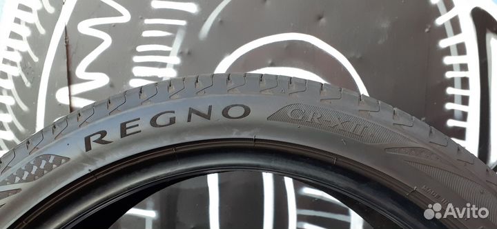 Bridgestone Regno GR-XII 235/40 R18