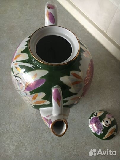 Большой фарфоровый чайник «Астры», Дулёво»