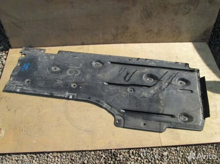 Защита днища левая Bmw 3-Series E90 N52B25A 2005/8