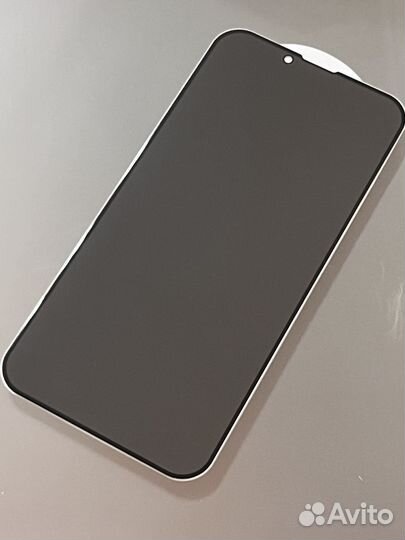 Защитное стекло антишпион iPhone 13