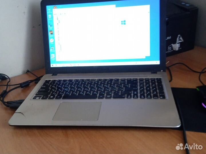 Ноутбук asus