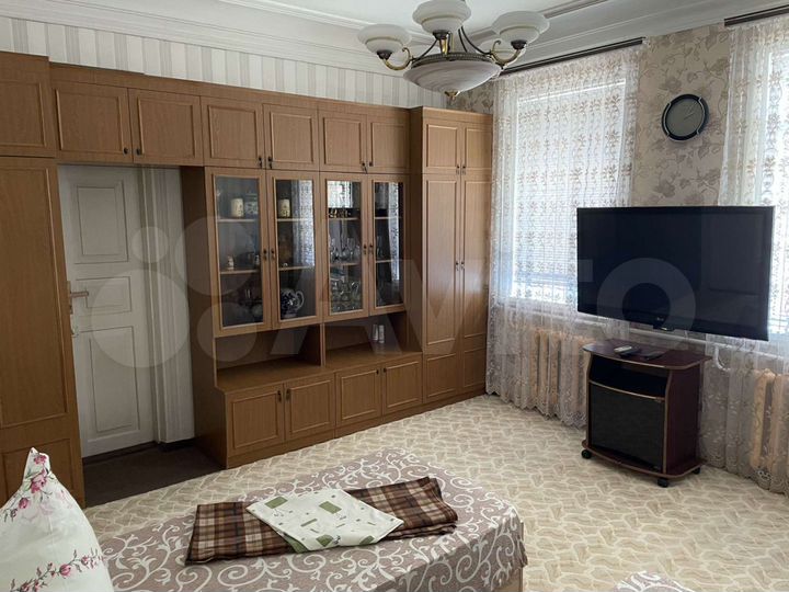 Дом 200 м² на участке 6 га