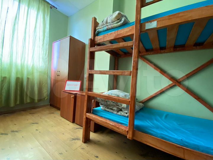 Комната 27 м² в > 9-к., 5/5 эт.