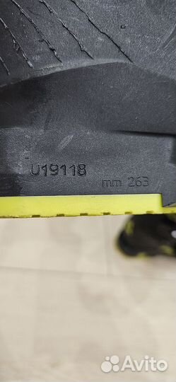 Горнолыжные ботинки детские 22.5